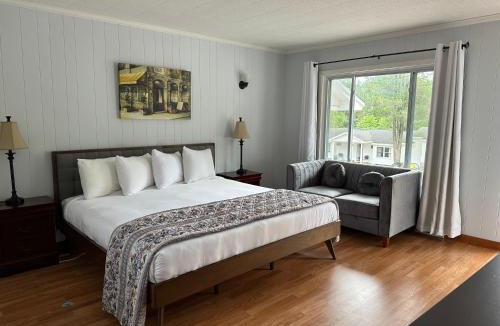 Diamond Point Villa | The Villas on Lake George