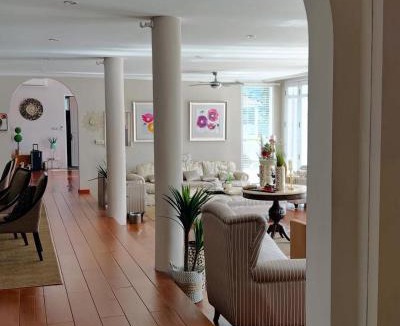 Ciloto Villa | The White House Puncak