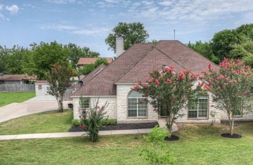 San Marcos House | This beautiful Charming 3-bedroom house with WiFi, AC in lovely San Marcos