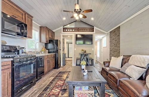 Clarkesville Cottage | Tiny Home at Sugar Mill Creek on Lake Burton, Georgia