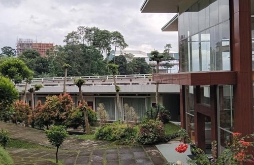 Ciburial Hotel | Townhouse Oak Hotel Pondokan Tjiburial