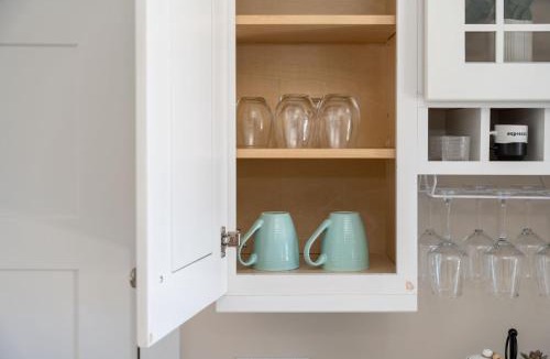 Kings Grant House | Tranquil Coastal Escape Hot tub & Garage Gym