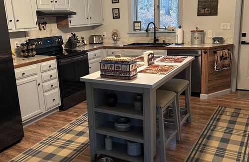Olmstedville House | Tranquil home in the heart of the Adirondacks.