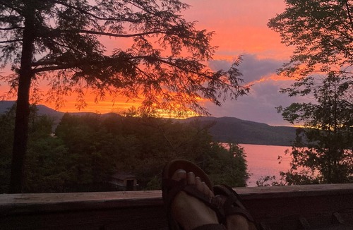 Putnam Station Cottage | Tree House Rustic 4 Bdrm Camp, directly on Lake George in a protected bay