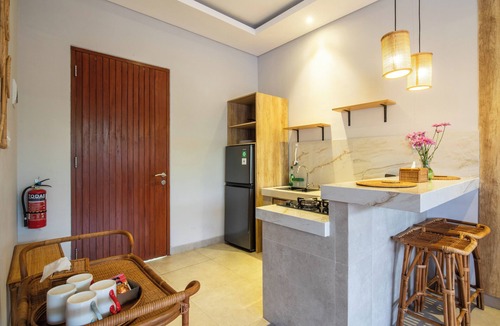 Munggu House | Tropical 1BR Sanctuary w/Private Pool, Garden View
