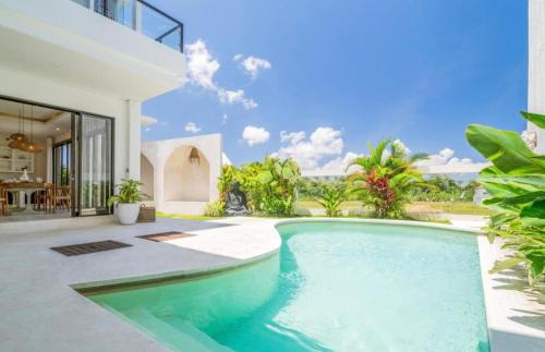Berawa Villa | Tropical Villa Aurelia Canggu 4 Bedroom & Rooftop
