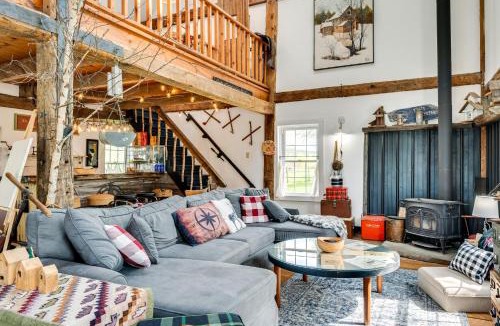 Irasburg House | ‘True North Farm House’ - Historic Family Home