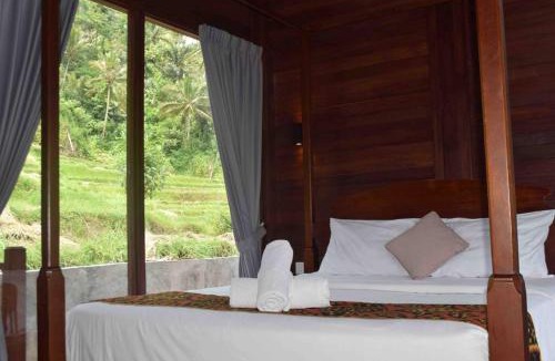 Wisma Kerta Villa | Umaduran Wooden Hut