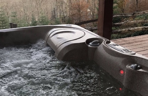 Sugar Mountain House | Upscale Sugar Mtn Home w/Amazing View, Hot Tub, Ping Pong