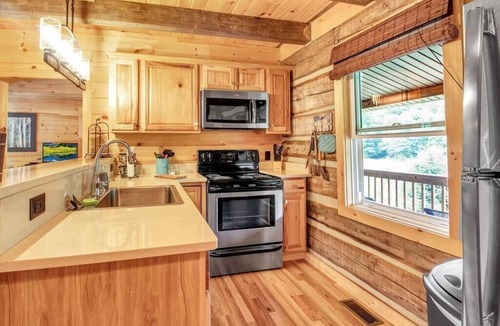 Cherry Creek Cabin | Valley View A and B - Rustic Log Cabin