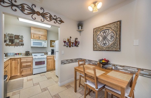 Paradise House | Vegas Paradise Vacation/Business Travel Place