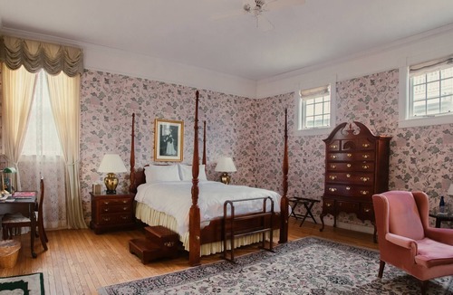 Bennington Bed & Breakfast | Victorian Mansion Jim-Dandy Suite
