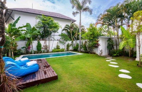 Batubelig Villa | Villa Athens