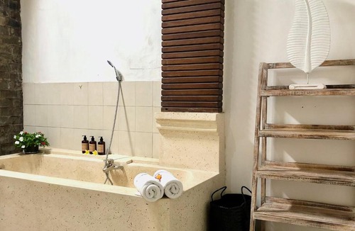 Sunset Road Villa | Villa Ayurda
