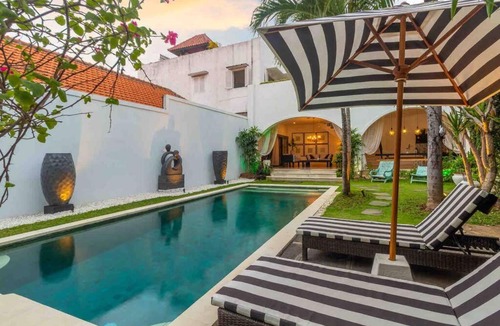 Central Seminyak Villa | Villa Contessa - Fabulous 3 Bedroom Villa - Central Seminyak