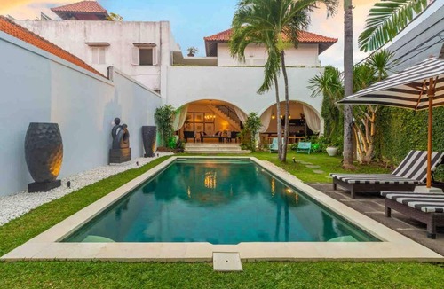 Central Seminyak Villa | Villa Contessa - Fabulous 3 Bedroom Villa - Central Seminyak