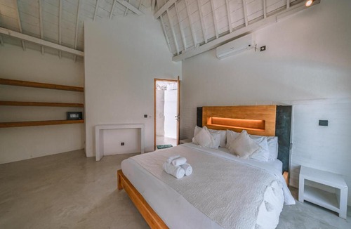 Berawa Villa | Villa Kazz 4 - Villa 4 Joglo style - 2 bdr - AMAZING LOCATION