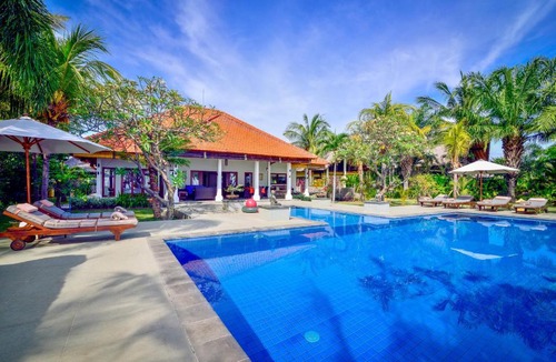 Banjartegehe Villa | Villa Saffraan -Paradise at the Bali sea!-
