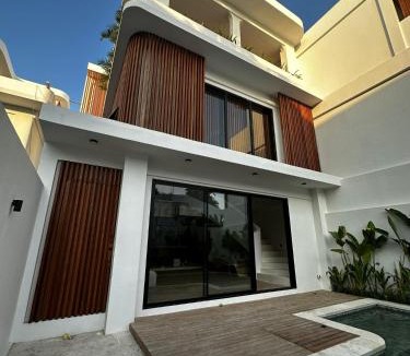 Berawa Villa | Villa Saint Molly