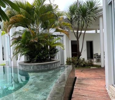 Central Seminyak Villa | Villa Sari
