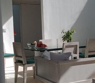 Central Seminyak Villa | Villa Sari