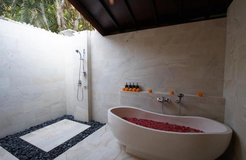 Bukti Villa | Villa Seaview- tranquil 3BR, beachfront, private pool