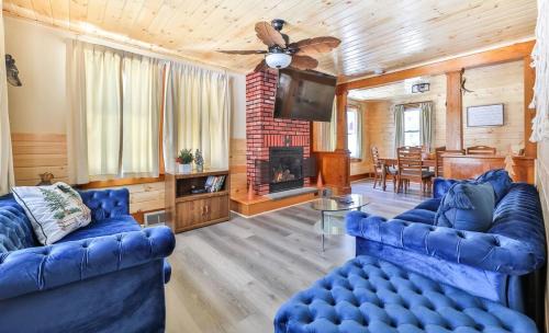 Hunter Villa | Villa with INDOOR POOL foot of hunter mountain