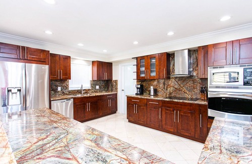 Hollywood Lakes Villa | WALK to Beach Luxury Villa in Hollywood Lakes
