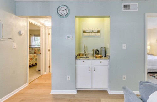 Folly Field Villa | Walk to Beach: Hilton Head Condo w/Pool Access
