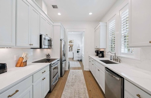 Forest District House | Walk to Camp WaterColor! LSV/Golf Cart, Bikes, Pet Friendly! Perfect for Families!