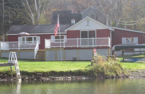 Maryland Cottage | Waterfront Cottage On Goodyear Lake