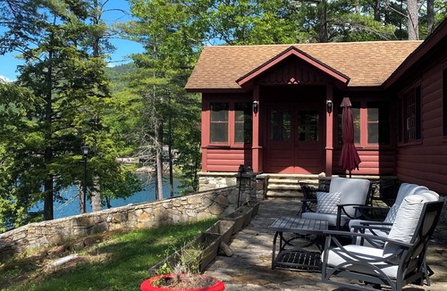 Huletts Landing House | Waterfront Home on Lake George