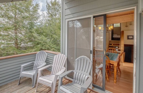 Lincoln Villa | Weekday & Weekend Ski Shuttle Right at Your Door!