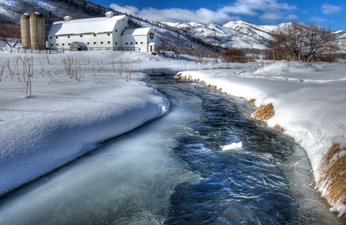 North Park City Condo | Well-Appointed Jupiter Inn rental. Community hot tub. Close to the slopes.