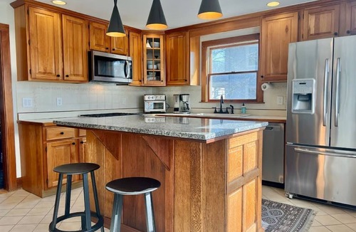 Reading House | Well-Maintained Property; Quiet, Tree-Lined Neighborhood. Ideal Location. Pool.