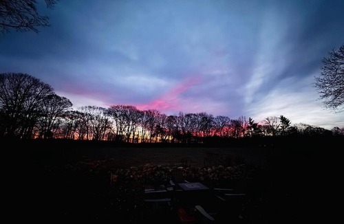 Phillipston House | Wild Blueberry Farmhouse - Nature and Sports!