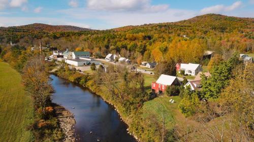Woodstock Bed & Breakfast | Woodbridge Inn Bed & Breakfast
