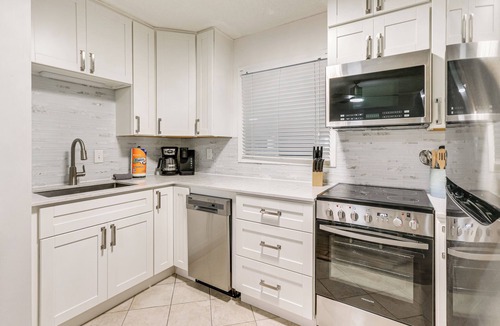 Palmetto Dunes Apartment | 'wright by the Beach': Hilton Head Condo w/Perks