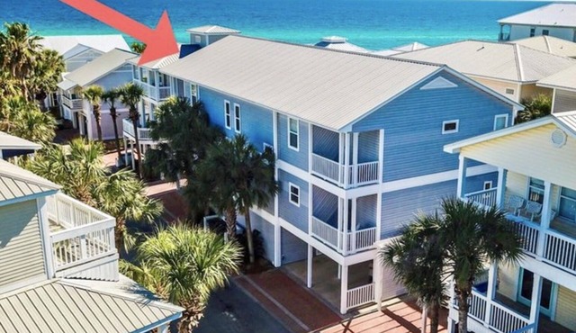 1 Min Walk to Private Beach-Heated Pool-Sleeps 27-Bikes-Beach Chair Setup-Gated