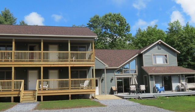 10 BR/8 BA, Hot Tub, Snowmobiling, Skiing, Water View