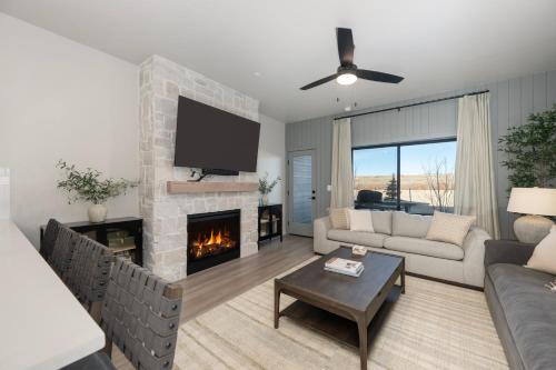 103 Granby Meadow Dr