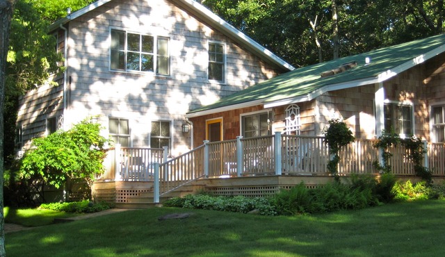 1137 SPRINGS FIREPLACE RD- Charming Cottage with Glorious Sun Room by the Bay