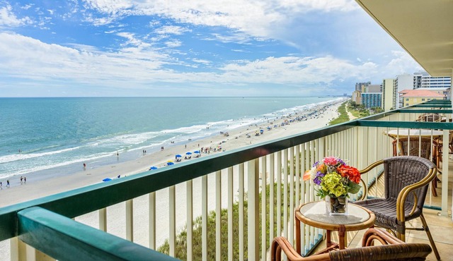 1BR Oceanfront Condo Steps to Beach & Family Kingdom w/Resort Pool & Lazy River