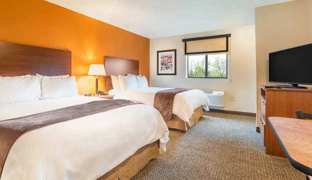 2 Fully Equipped Rooms – Ideal for Families & Extended Stays in One Booking