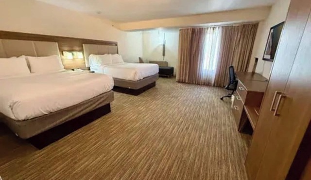 2 Inviting Rooms near Times Union Center | Free Onsite Parking! | Group-Friendly