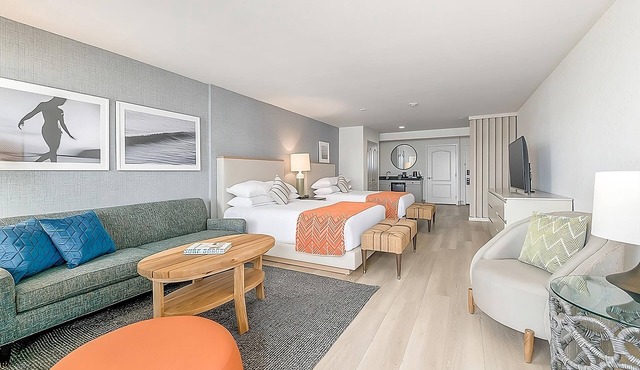 2 Units, Ocean Front 2 Queen at Beach Terrace, Outdoor Pool