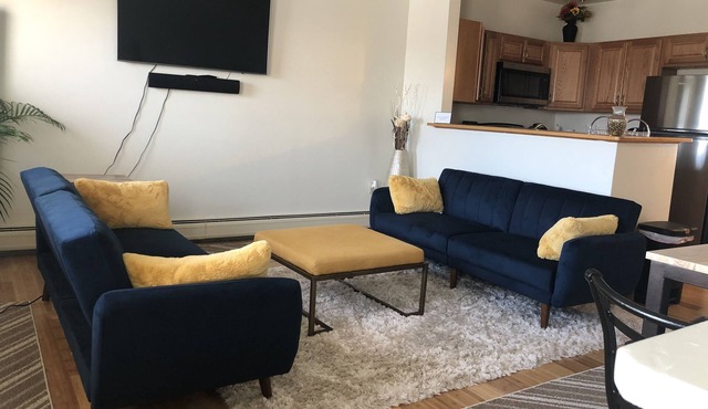 3rd Floor- Lovely, spacious, modern 1-bedroom apt.