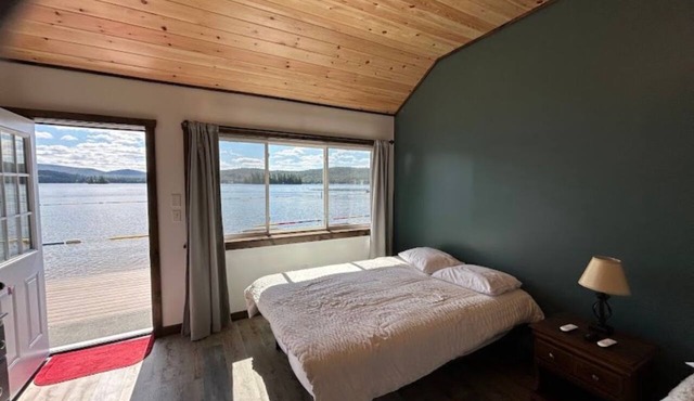 4th Lake Front Beachside Motel room at Eagle Bay Village