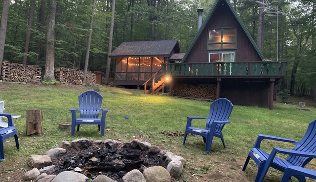 Adirondack A-frame Cabin across from Lake
