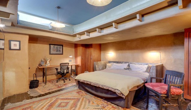 Adobe Studio: 2 Blocks to Dtwn Santa Fe Plaza!